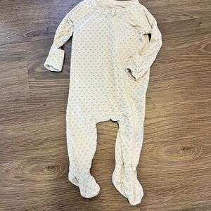 Quincy Mae bamboo footie 3-6 months